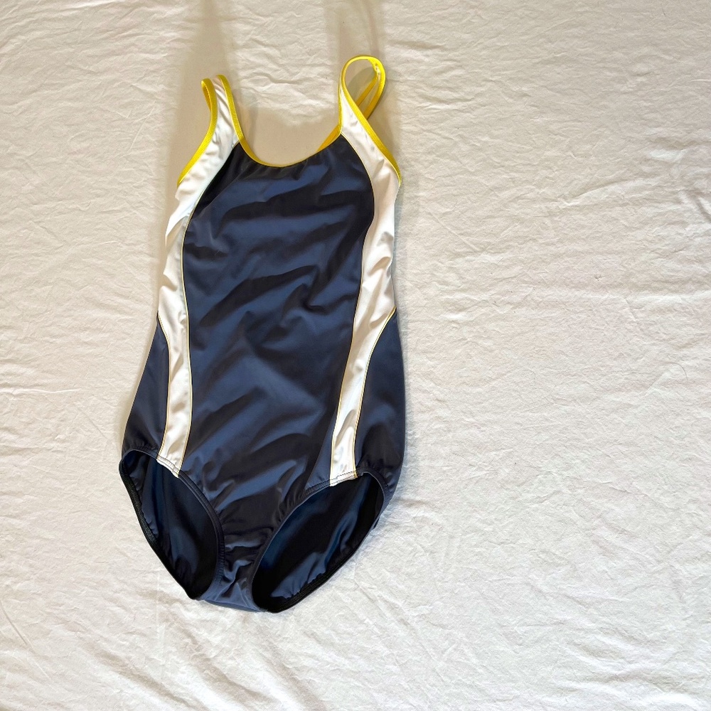 Lands End Women Athletic Gray Swimsuit Sz 12 long Cross back Shelf bra